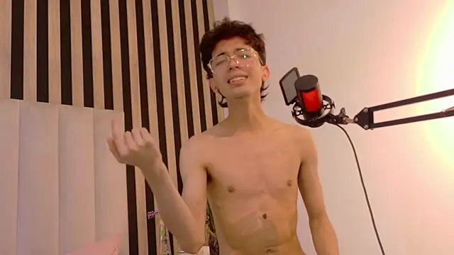 Twink_Sebas7 라이브 XXX 채팅