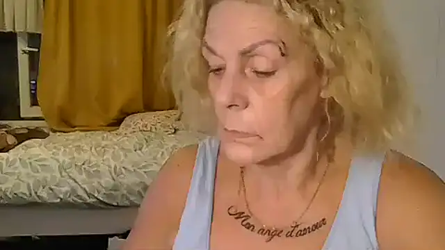 belgianshantie's Live XXX Chat
