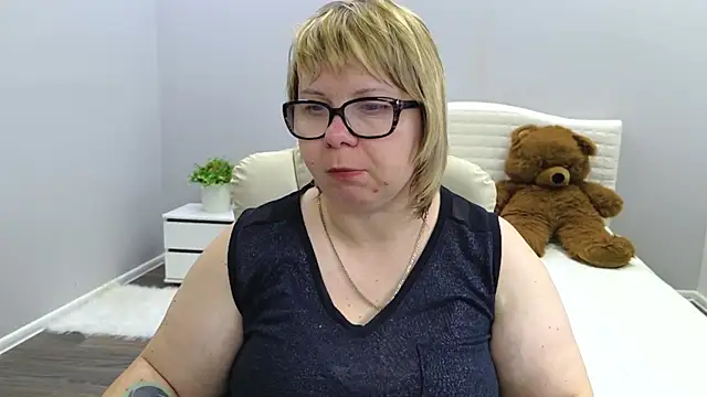 BonnnyBoobsy – Naživo XXX chat