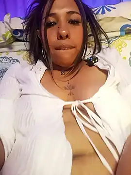 XXX chat uživo modela Ivon_C