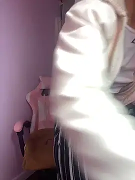 DulceLatinaxo's Live XXX Chat