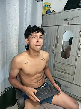 alex_martin47 webcam show