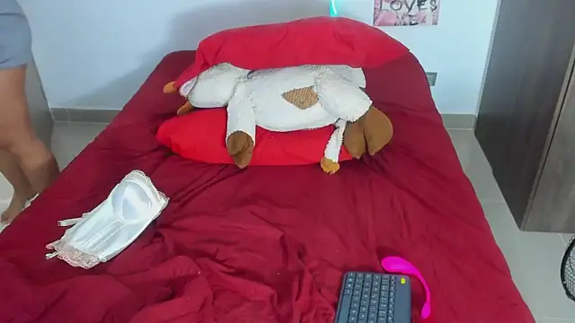 Arimonroee's Live XXX Chat