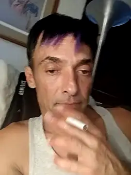 dicinyou80 Live XXX-Chat