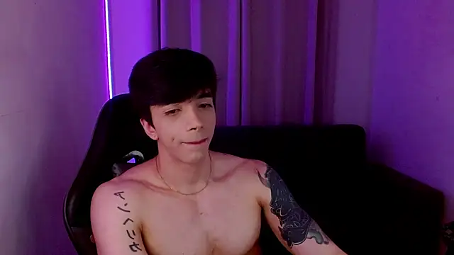 Chat XXX en directo de H3ll_B0I