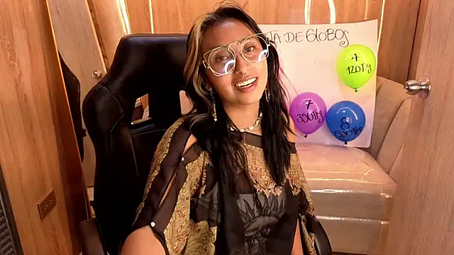 raven_stone_cn's Live XXX Chat