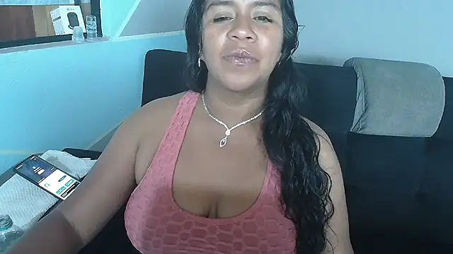 saggil23's Live XXX Chat