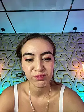 MelanyyJhonson15's Live XXX Chat
