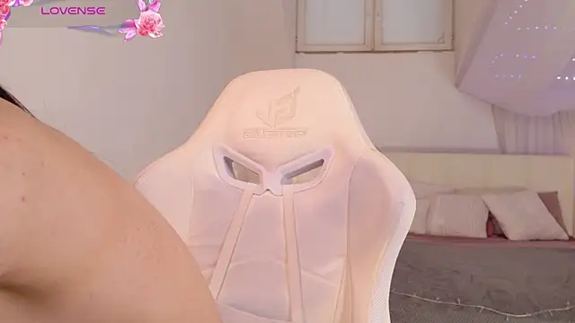 Онлайн чат XXX Sindell_cryell
