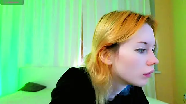 Kiara_Age: онлайн-секс-чат