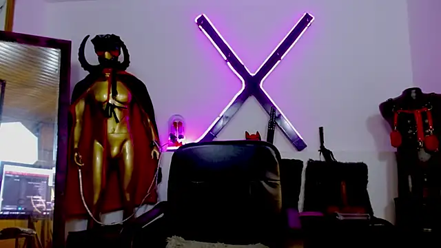 צ'אט XXX בשידור חי של LILITHMADAME