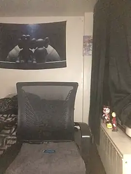 slimgod13 Show in webcam