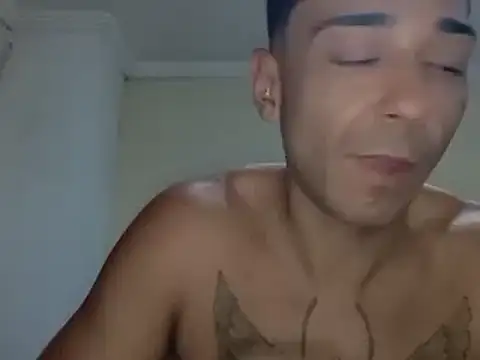 Chat XXX ao vivo de HotLatinoBR