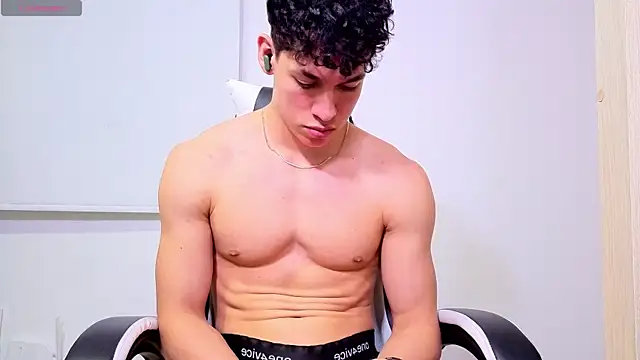 Luke_Muscle Live XXX-chat