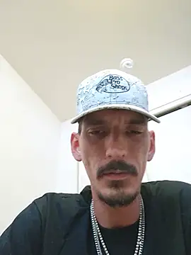 Matthew_204 Show in webcam