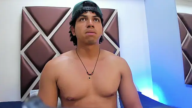 แชท XXX สดของ Bryan-88