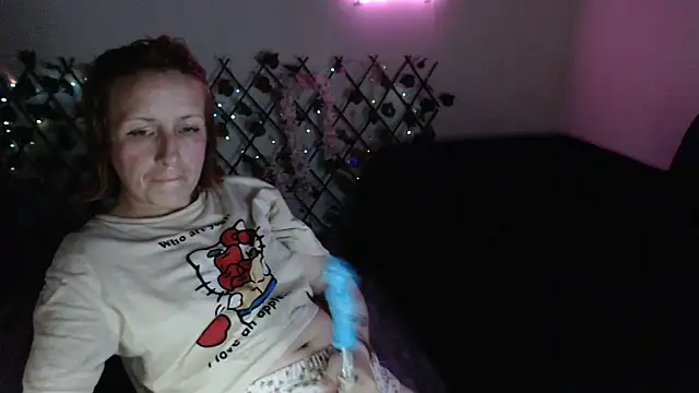 Chat +18 de kittykalor09 ao vivo