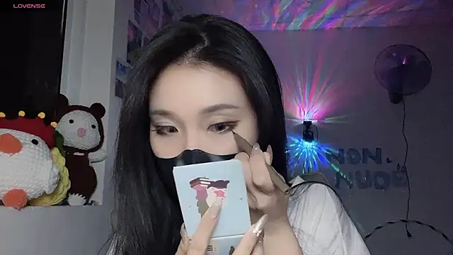Czat XXX na żywo – Tieu-May