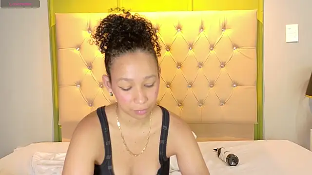 Czat XXX na żywo – EmmaLawrence_