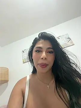 IsabelleFoxx_ Adlı Modelin Canlı XXX Sohbeti