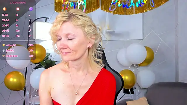 Julie_Lucas élő XXX-chatje