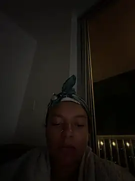 allybluee777 – Naživo XXX chat
