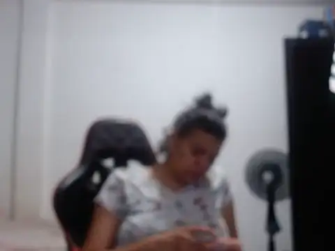 XXX chat uživo modela Adriana_0312