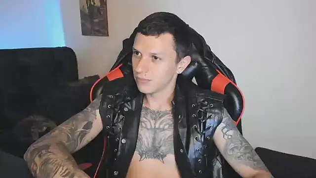 Онлайн чат XXX Masterdave7