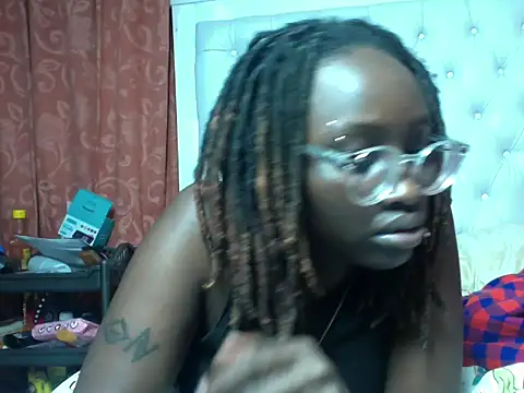 Chat XXX en directo de SexyAry