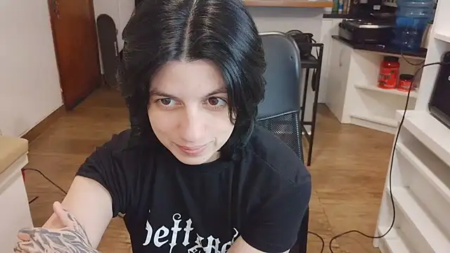 Chat +18 de kyslrana ao vivo