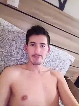 Chatroom XXX en direct de cheekyboyx