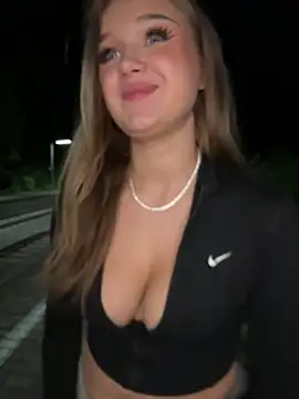 XXX chat uživo modela Hannah-2007