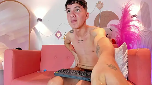 Živý XXX chat Just_a_young_couple
