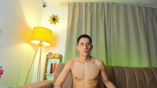 Steven_21Cm's Live XXX Chat
