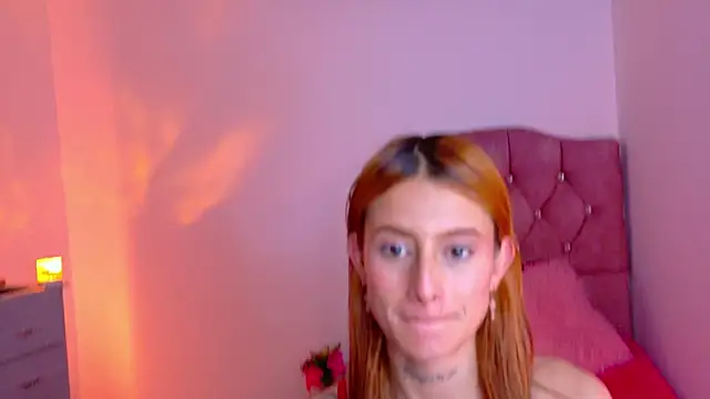 EliMonroe Adlı Modelin Canlı XXX Sohbeti