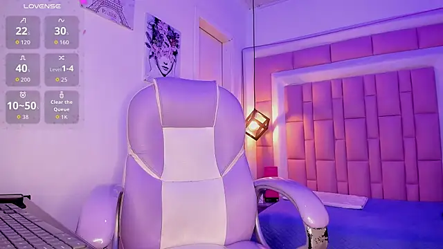 cherub_ élő XXX-chatje