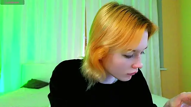 Živý XXX chat Kiara_Age