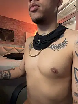 Živý XXX chat AlphaMasterXxx