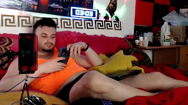 Hugec0ck007 Live XXX-Chat