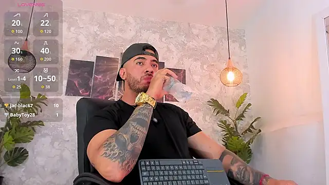 Nate_franco Chat XXX live