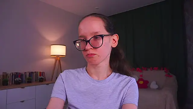 XXX chat uživo modela BettyBrowni