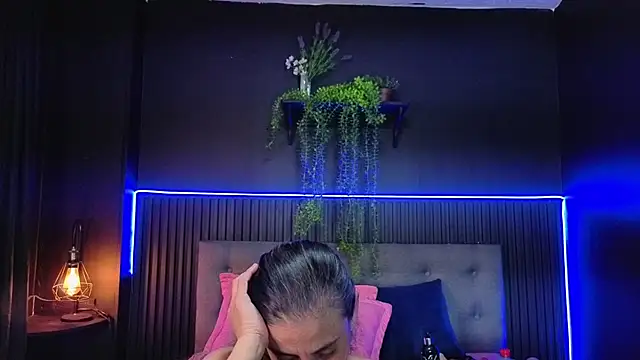 sasi_luna: онлайн-секс-чат