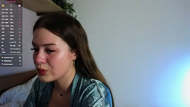 XXX chat uživo modela kristigrounee