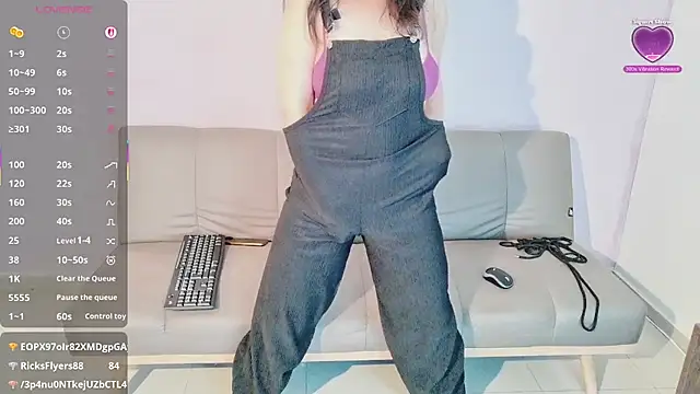 دردشة Zara_Fire الجنسية المباشرة