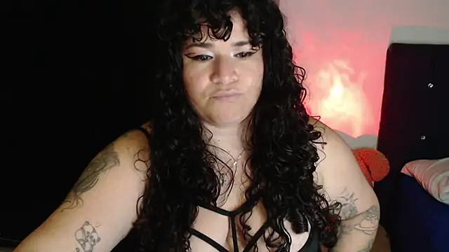 Chat XXX en directo de ANGELIQUE_KLANE