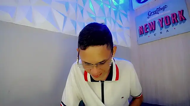 sombra_18 라이브 XXX 채팅