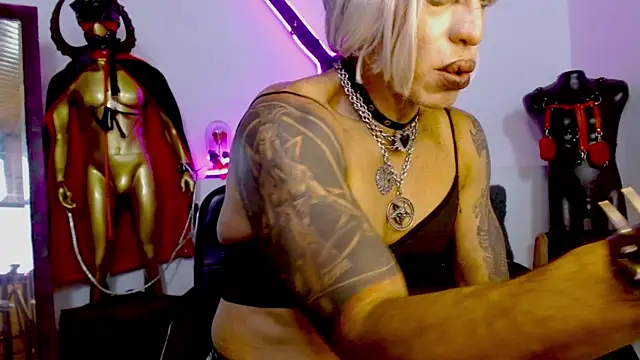 LILITHMADAME 现场XXX聊天