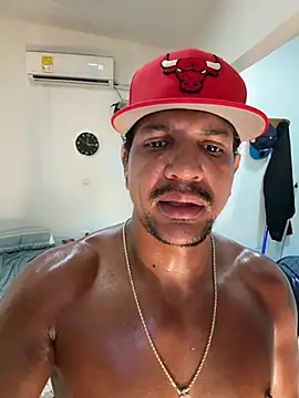 bigdick211292 লাইভ XXX চ্যাট