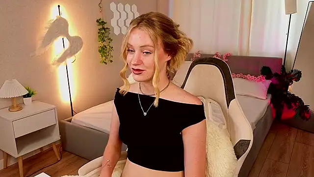 EvaHamilton's Live XXX Chat