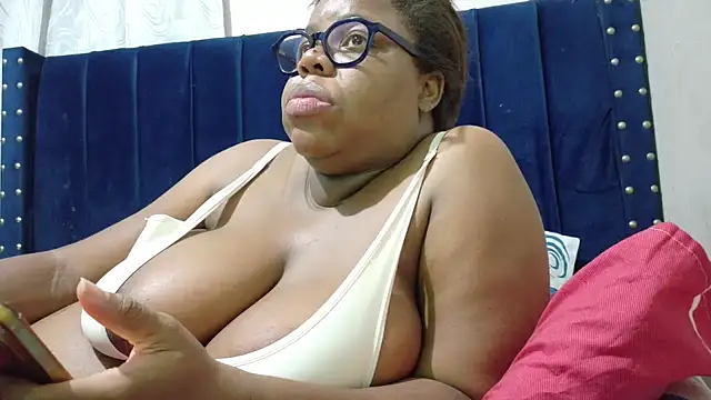 TatianaSantodomingo XXX чат на живо